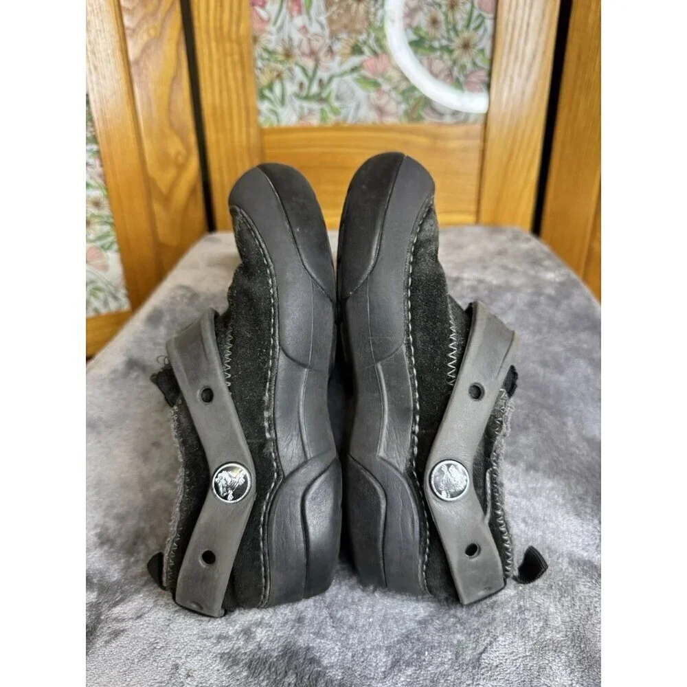 CROCS Dawson Black Suede Faux Fur Kids Unisex Shoes Child Sz C12/13 2 Pairs